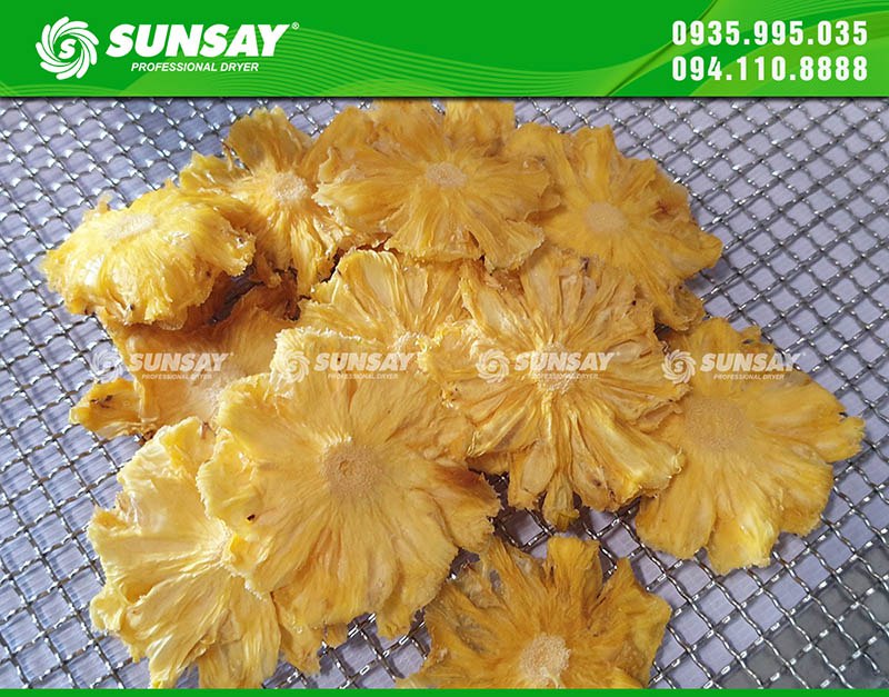 Dứa sấy giữ nguyên hương vị và màu sắc tươi